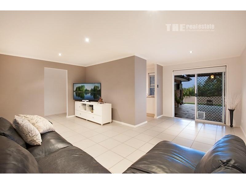 42 Marble Drive, Carrara QLD 4211