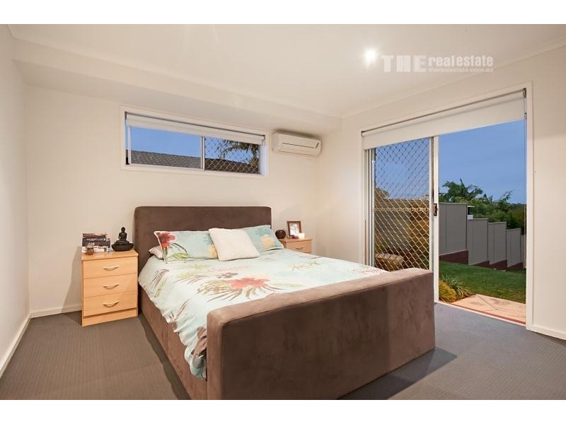 42 Marble Drive, Carrara QLD 4211