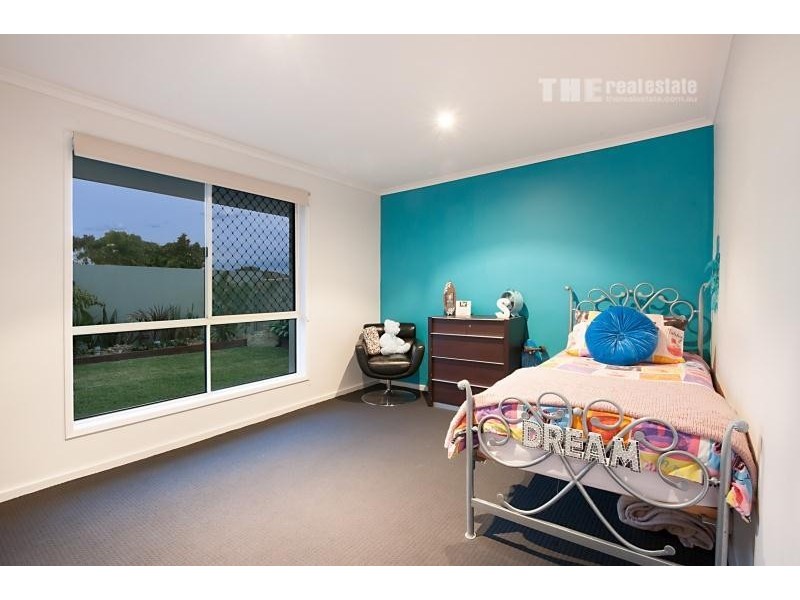 42 Marble Drive, Carrara QLD 4211