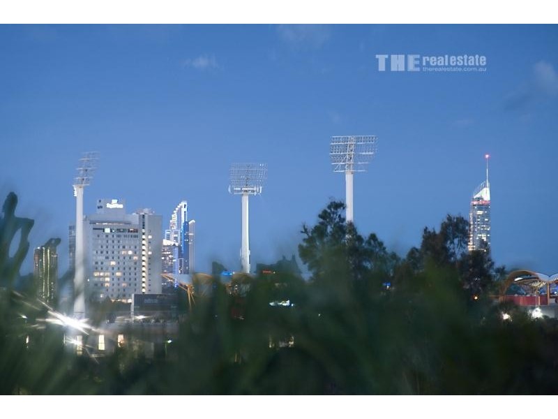 42 Marble Drive, Carrara QLD 4211