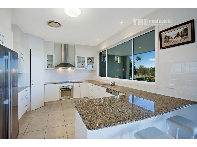 106 Honeyeater Drive, Burleigh Waters QLD 4220