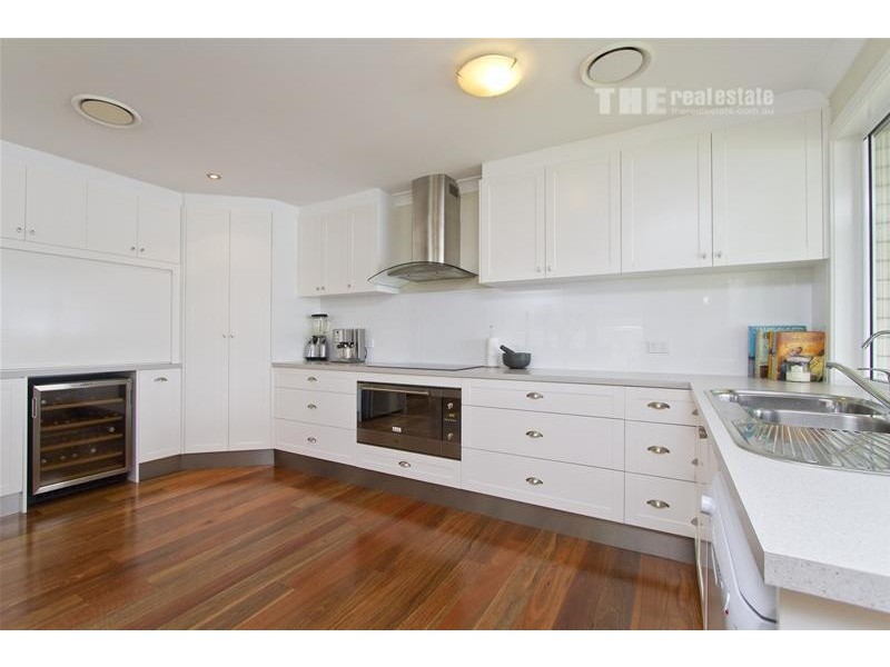 30 Honeyeater Drive, Burleigh Waters QLD 4220