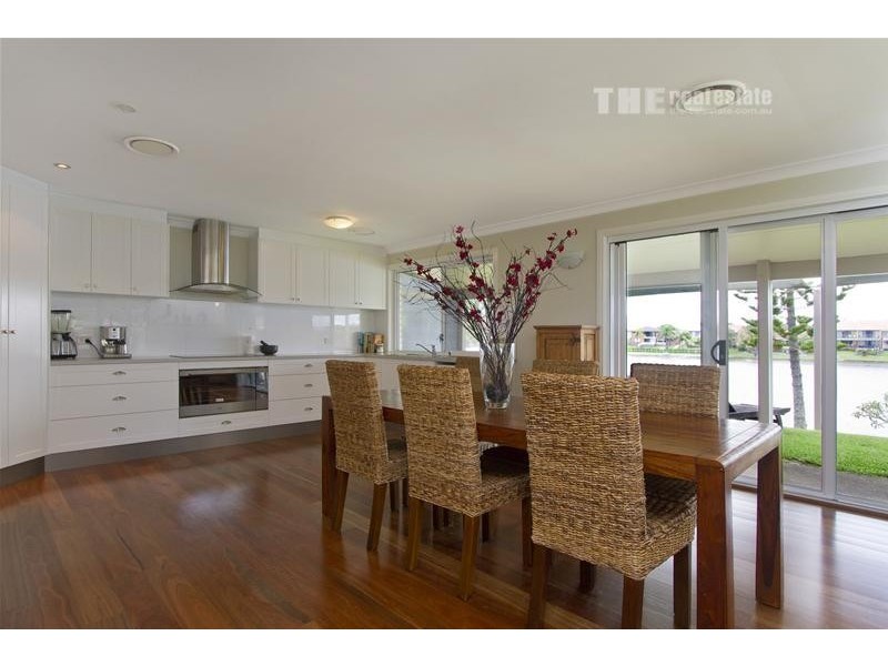 30 Honeyeater Drive, Burleigh Waters QLD 4220