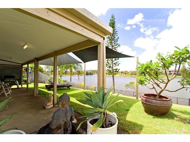 30 Honeyeater Drive, Burleigh Waters QLD 4220