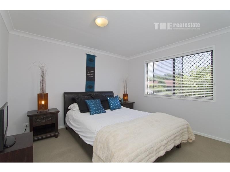 30 Honeyeater Drive, Burleigh Waters QLD 4220