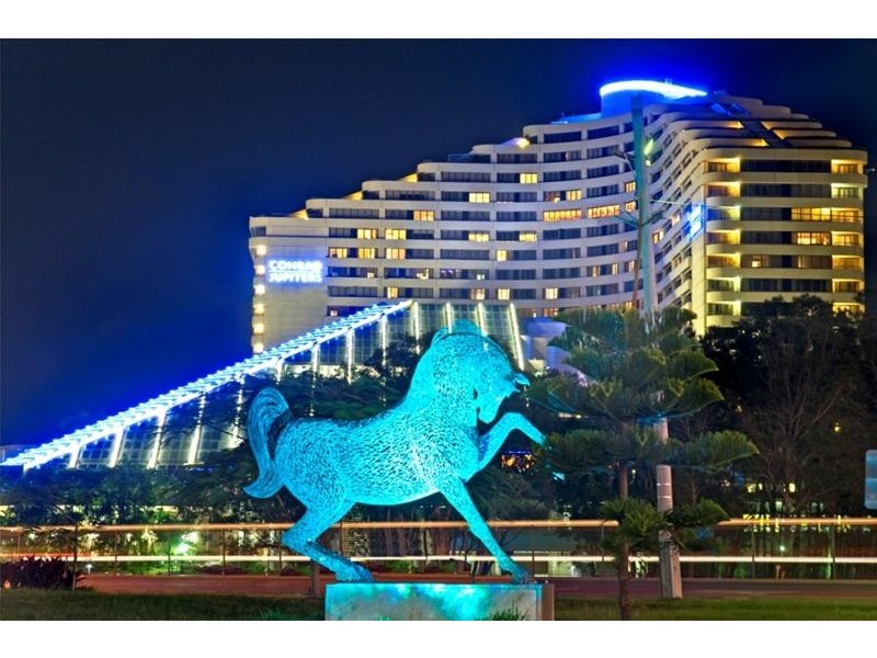 51 Bordeaux Parade, Mermaid Waters QLD 4218