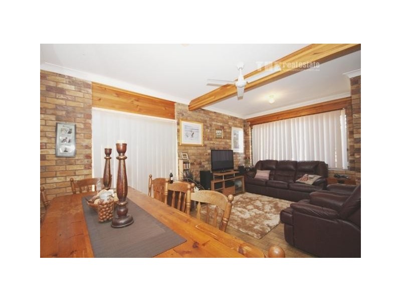 2/10 Craft Court, Miami QLD 4220