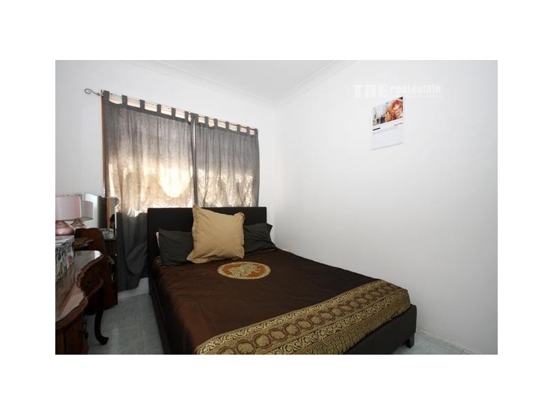 2/10 Craft Court, Miami QLD 4220