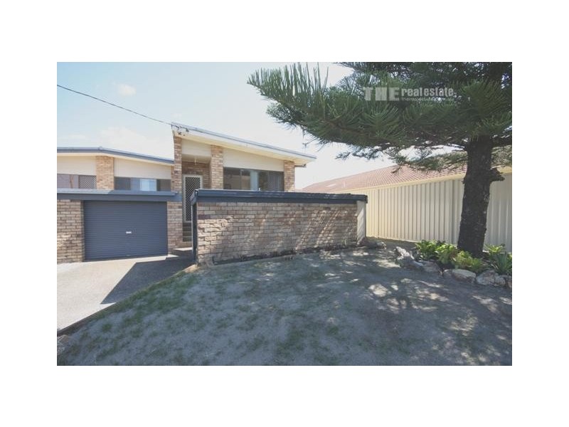 2/10 Craft Court, Miami QLD 4220