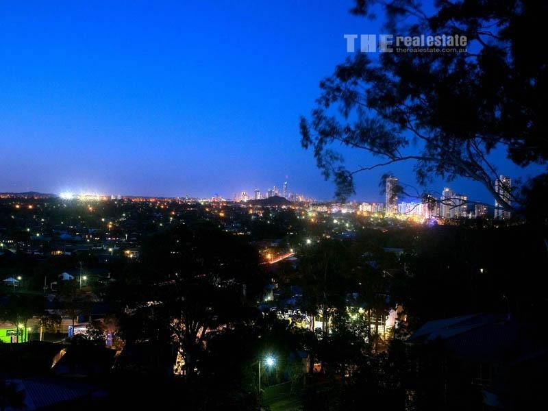 2/3 View Street, Burleigh Heads QLD 4220