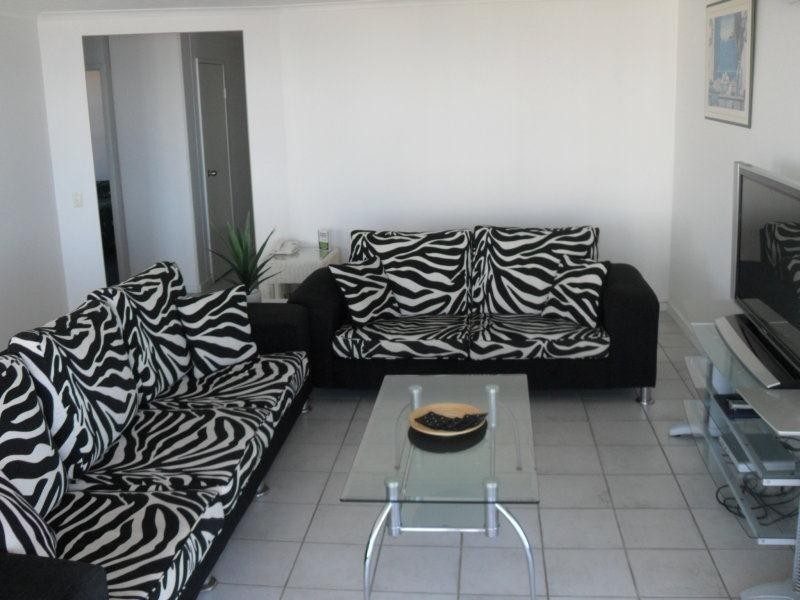 49/45 Broadbeach Boulevard, Broadbeach QLD 4218