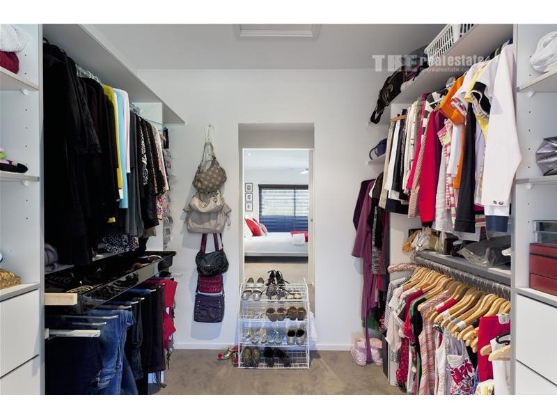 4 Cape Martin Lane, Varsity Lakes QLD 4227