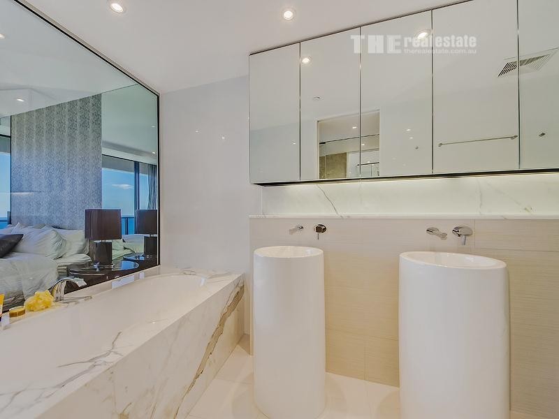 4003/1 Oracle Boulevard, Broadbeach QLD 4218