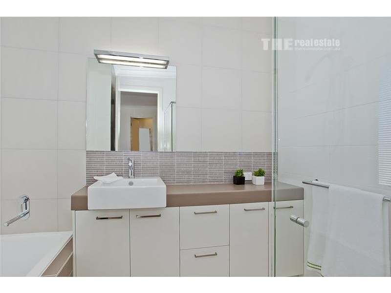 22 Andromeda Parade, Robina QLD 4226