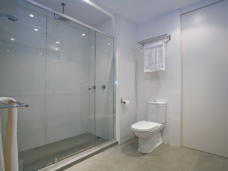 1/2089 Gold Coast Highway, Miami QLD 4220