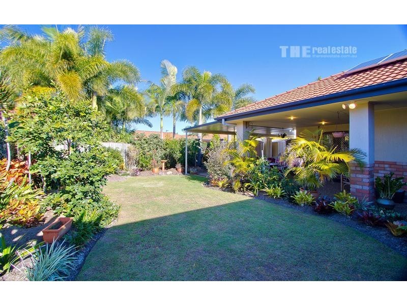 6 Shoalwater Court, Burleigh Waters QLD 4220