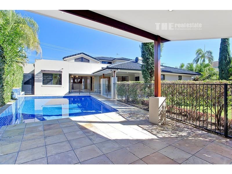 71 Burleigh Street, Burleigh Waters QLD 4220