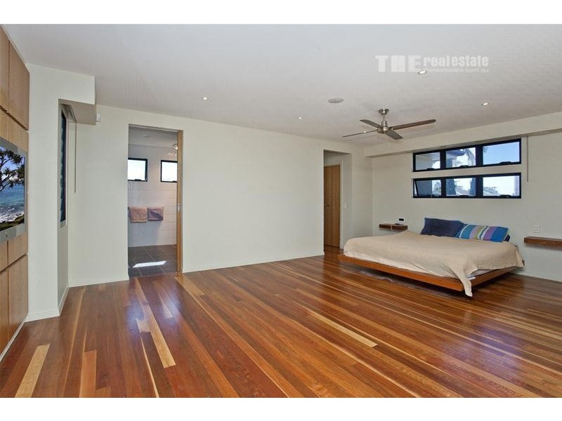 71 Burleigh Street, Burleigh Waters QLD 4220