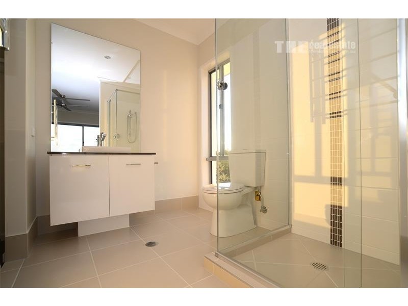 3 Skywatch Circuit, Reedy Creek QLD 4227