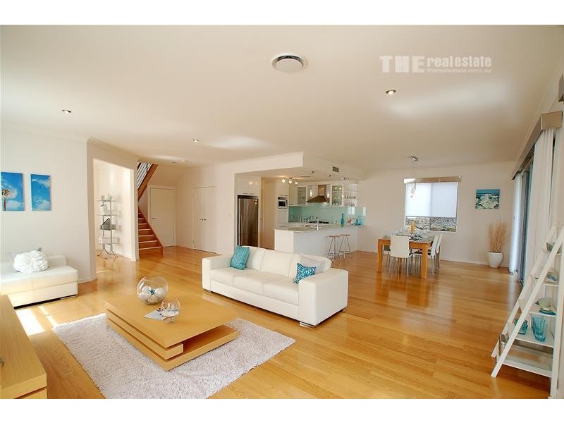 6 Grampian Court, Reedy Creek QLD 4227