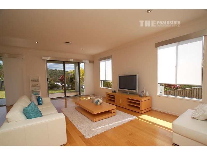 6 Grampian Court, Reedy Creek QLD 4227