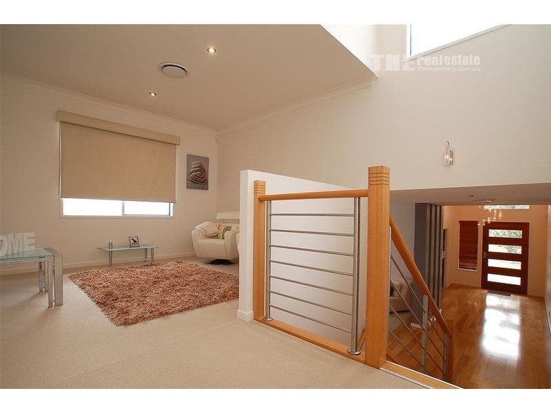 6 Grampian Court, Reedy Creek QLD 4227