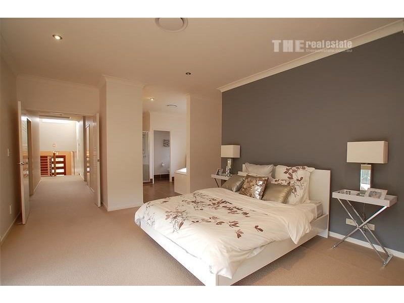 6 Grampian Court, Reedy Creek QLD 4227