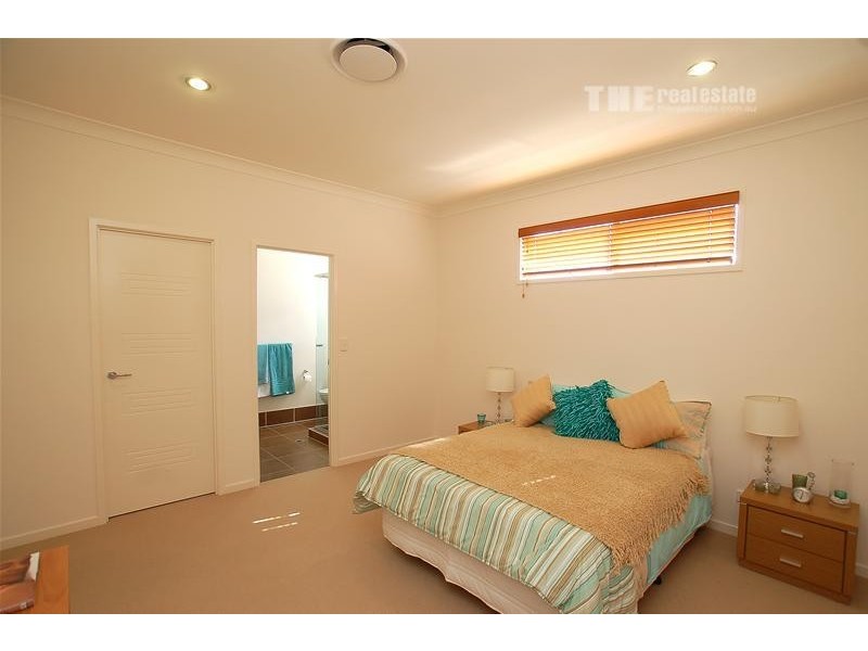 6 Grampian Court, Reedy Creek QLD 4227