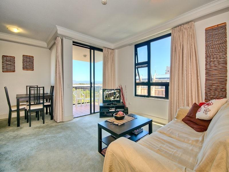 711/32 Surf Parade, Broadbeach QLD 4218