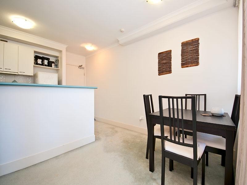 711/32 Surf Parade, Broadbeach QLD 4218