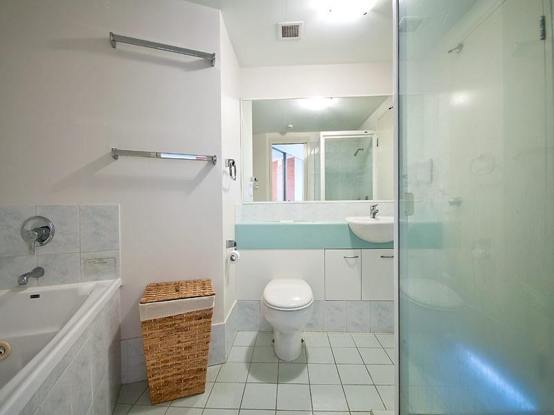 711/32 Surf Parade, Broadbeach QLD 4218