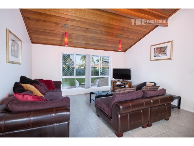 47 Pintail Crescent, Burleigh Waters QLD 4220