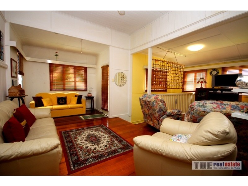 20 West Burleigh Road, Burleigh Heads QLD 4220