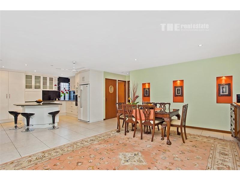 6 Macaw Avenue, Miami QLD 4220