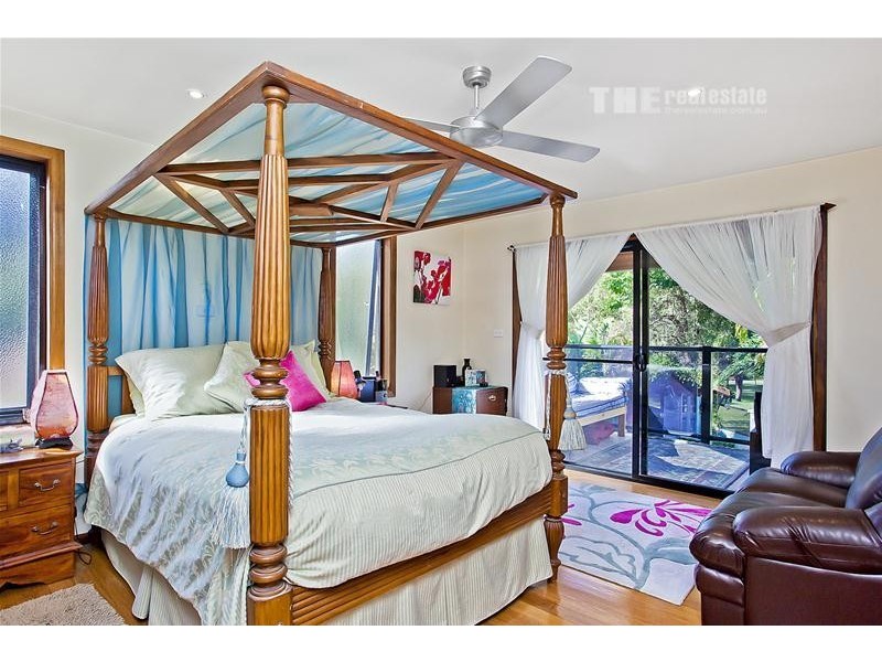 6 Macaw Avenue, Miami QLD 4220