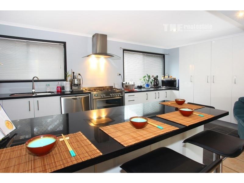 93 Highfield Drive, Merrimac QLD 4226