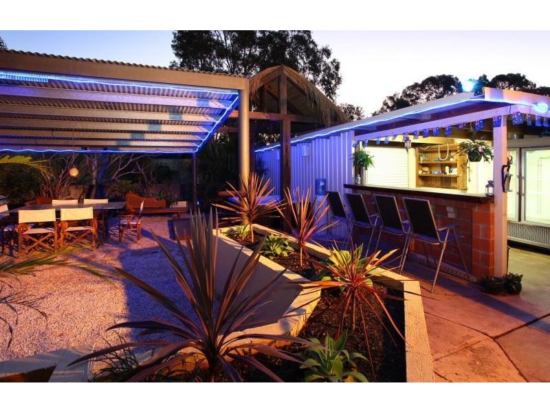 93 Highfield Drive, Merrimac QLD 4226