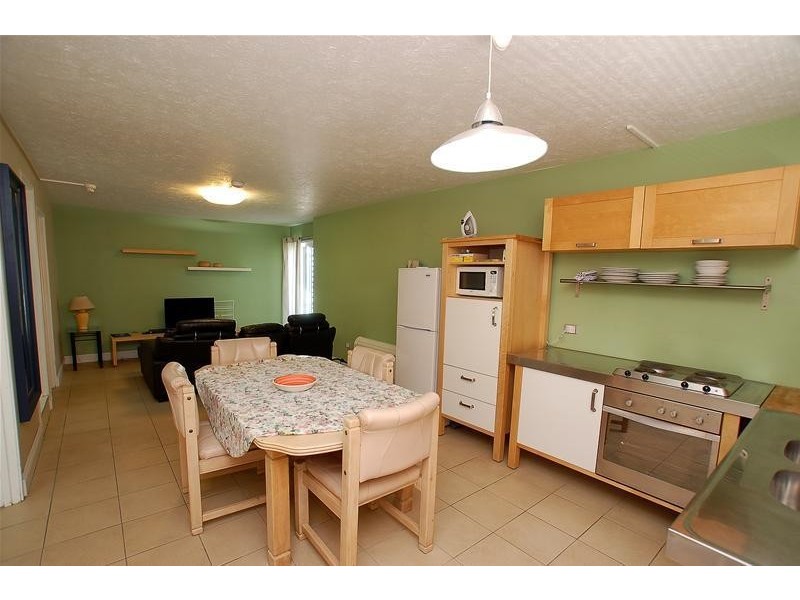 10/69-73 Ferny Avenue, Surfers Paradise QLD 4217