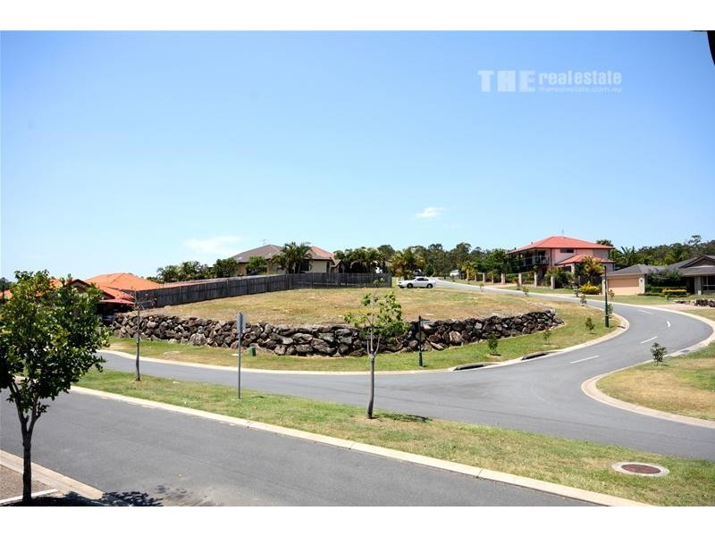 2 Carter Street, Pacific Pines QLD 4211