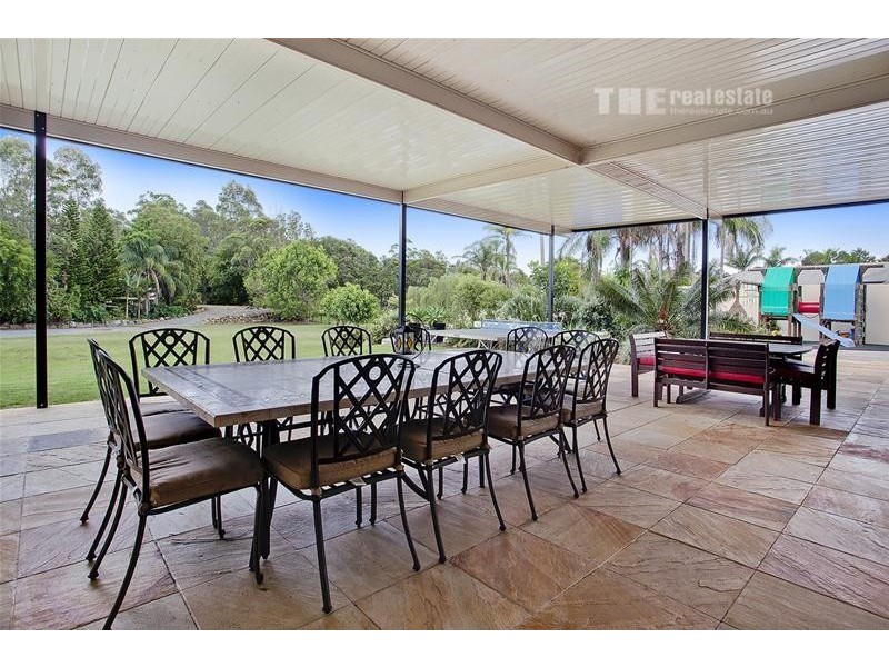 10 Larch Street, Tallebudgera QLD 4228