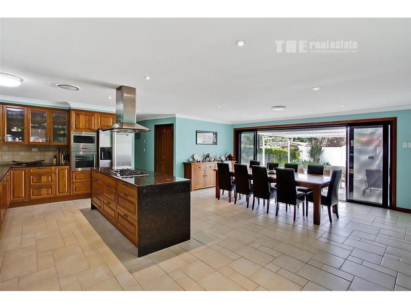 10 Larch Street, Tallebudgera QLD 4228