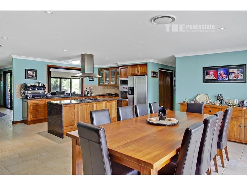 10 Larch Street, Tallebudgera QLD 4228