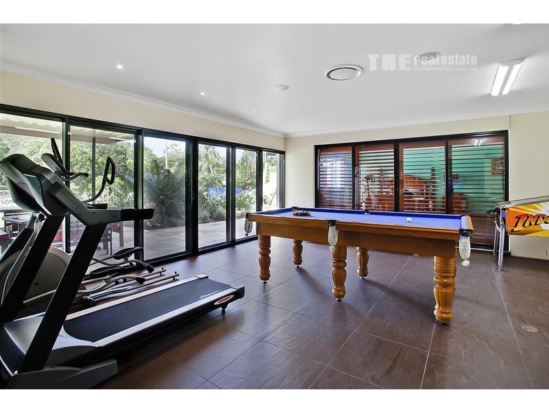 10 Larch Street, Tallebudgera QLD 4228