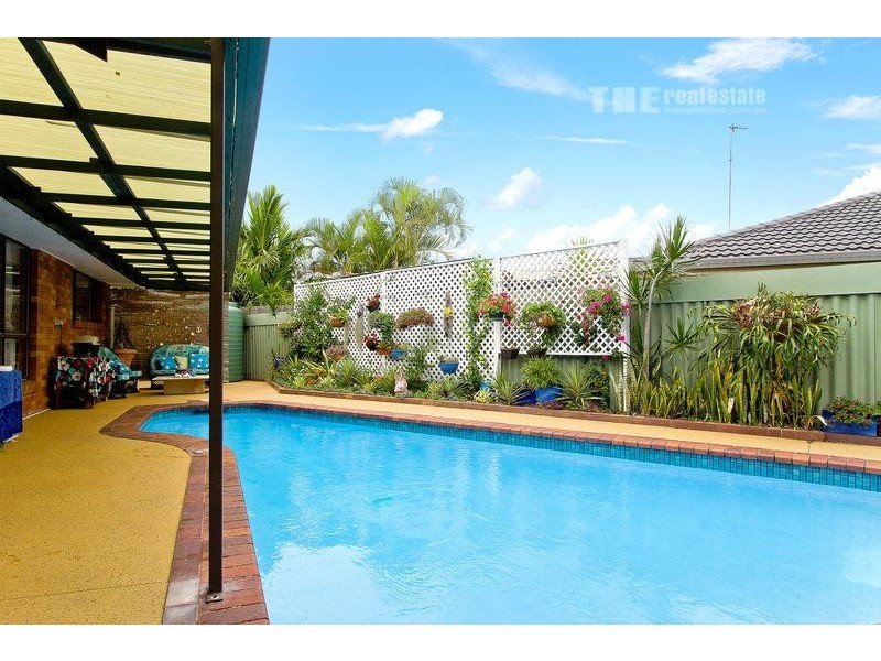 18 Anthony Drive, Burleigh Waters QLD 4220