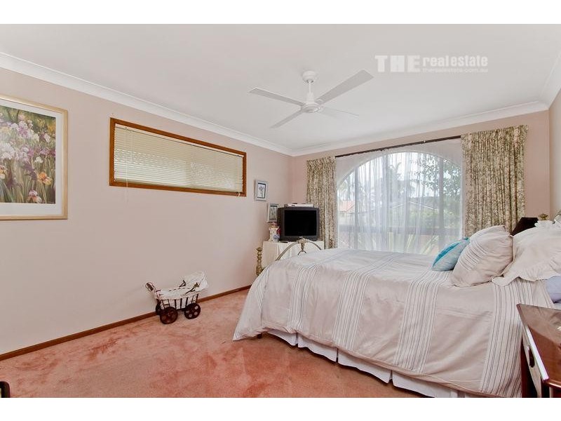 18 Anthony Drive, Burleigh Waters QLD 4220