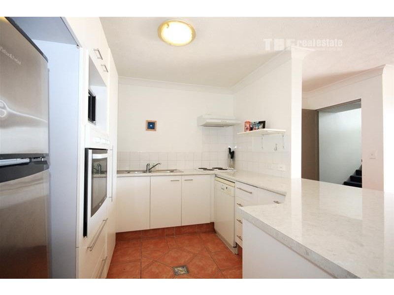 4/34 Hill Avenue, Burleigh Heads QLD 4220