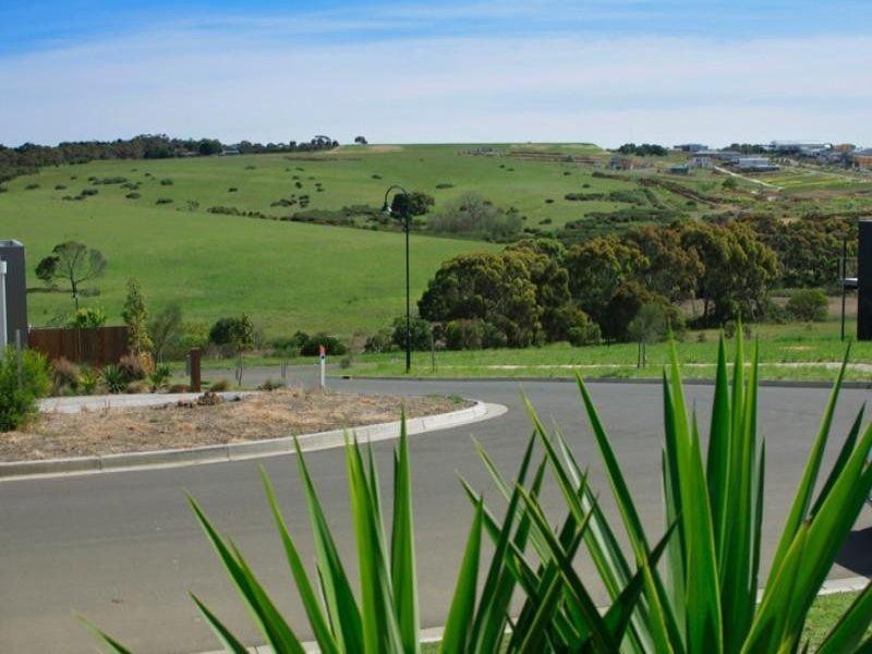 31 Danawa Drive, Torquay VIC 3228