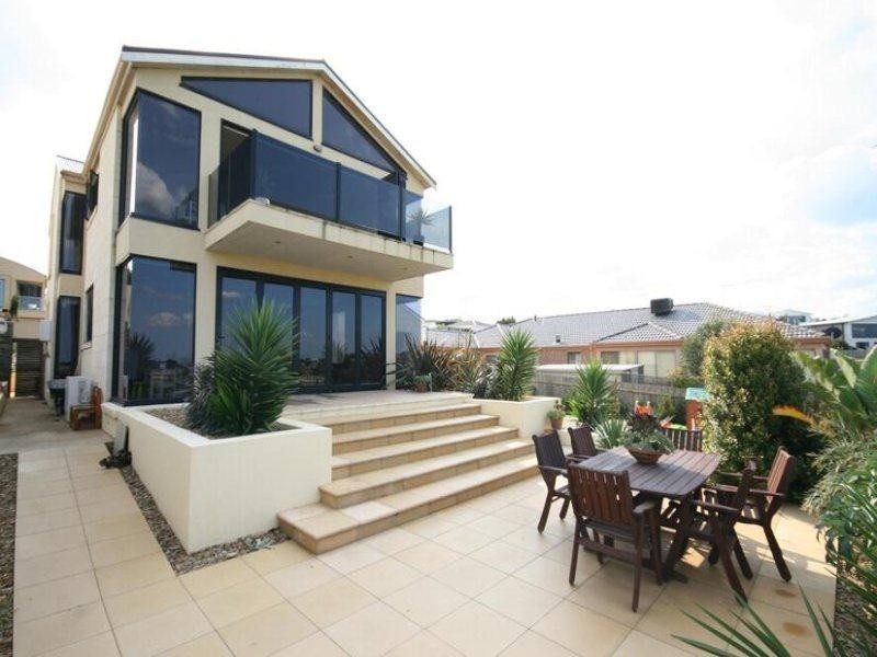 8 Millennium Way, Torquay VIC 3228