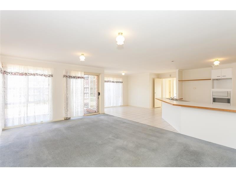 24 Glaneuse Avenue, Torquay VIC 3228