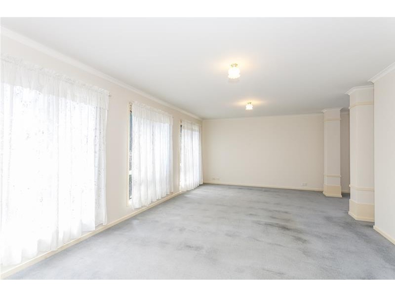 24 Glaneuse Avenue, Torquay VIC 3228